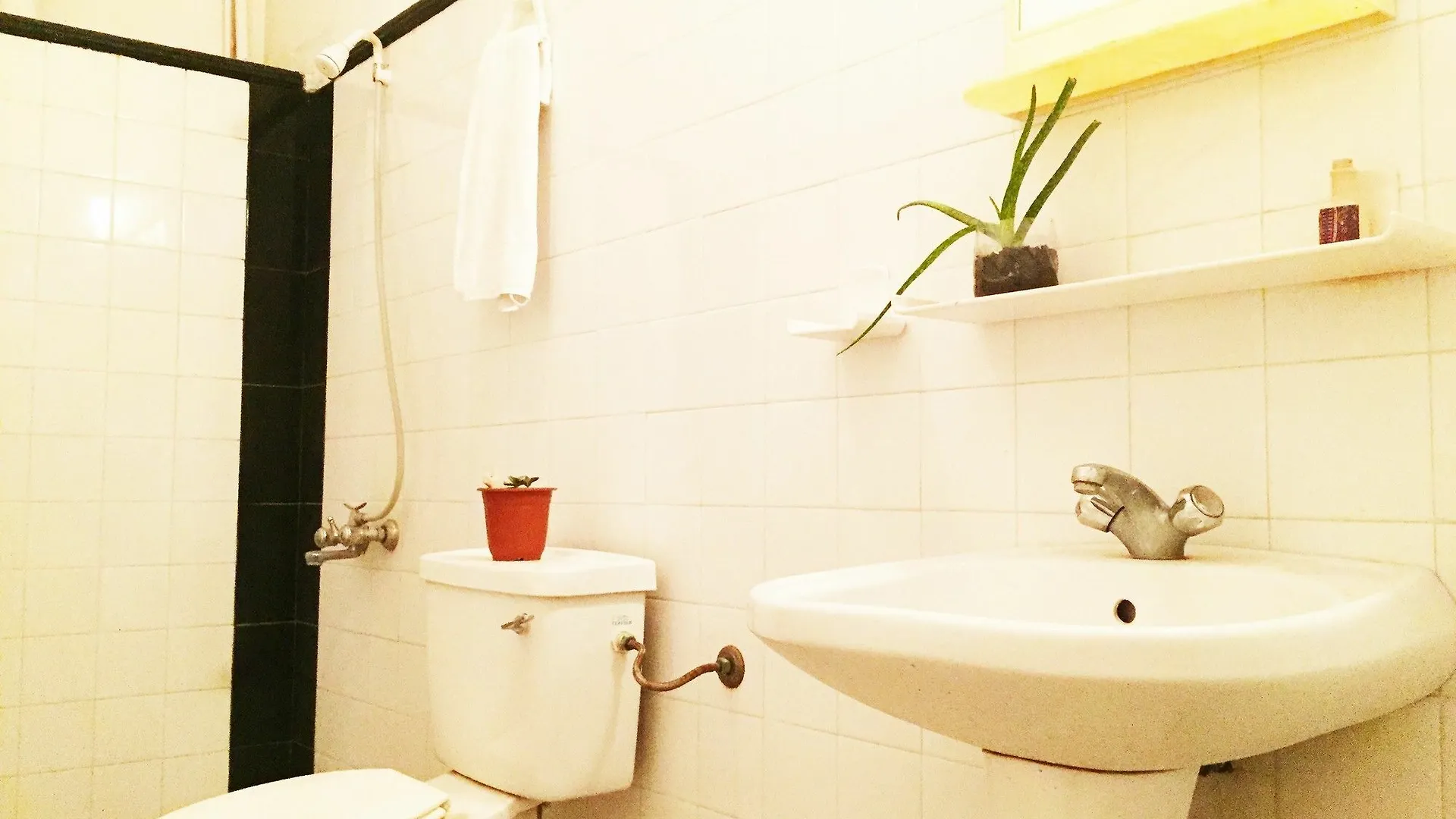 Proso Villa Negombo 3*,
